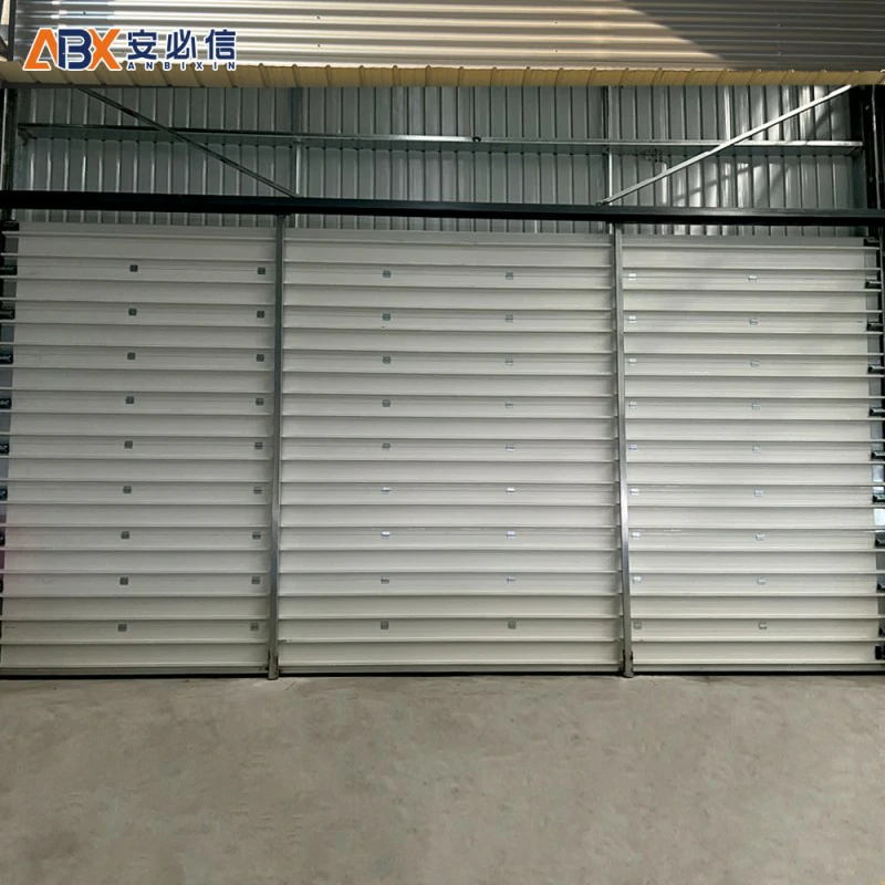 运城市垂直滑升门